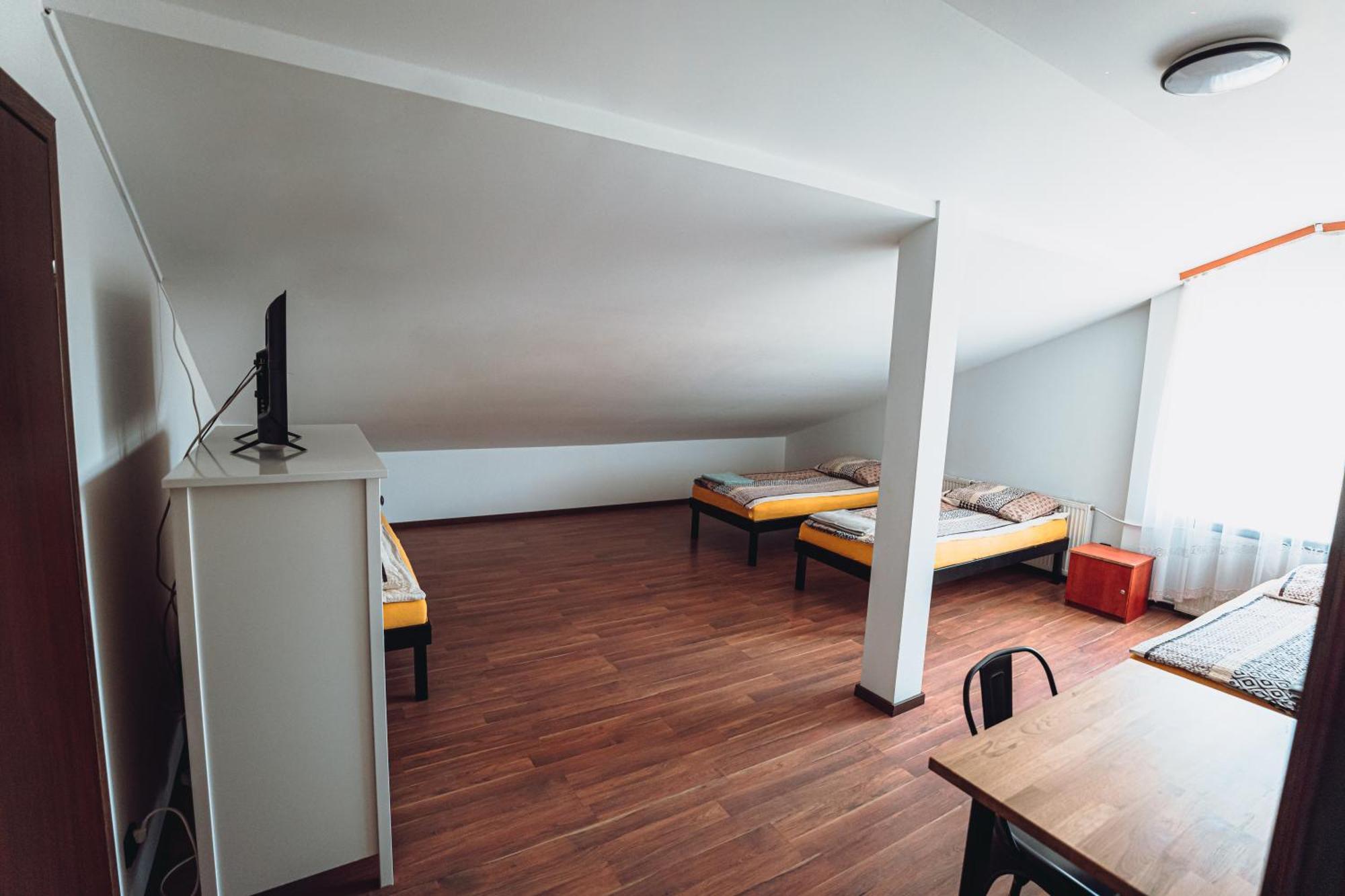 Kalwados Hotel Radzymin Kültér fotó