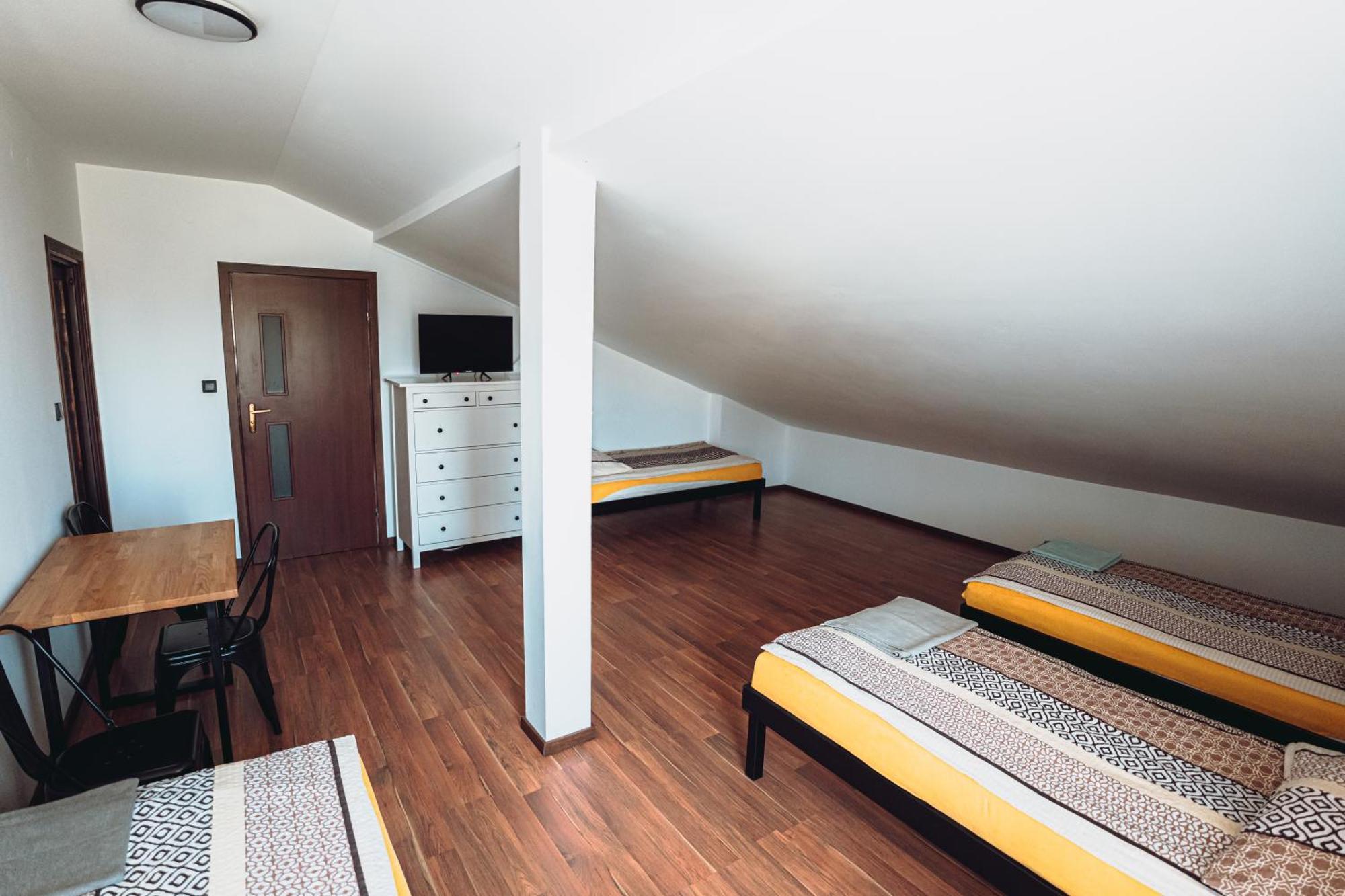 Kalwados Hotel Radzymin Kültér fotó