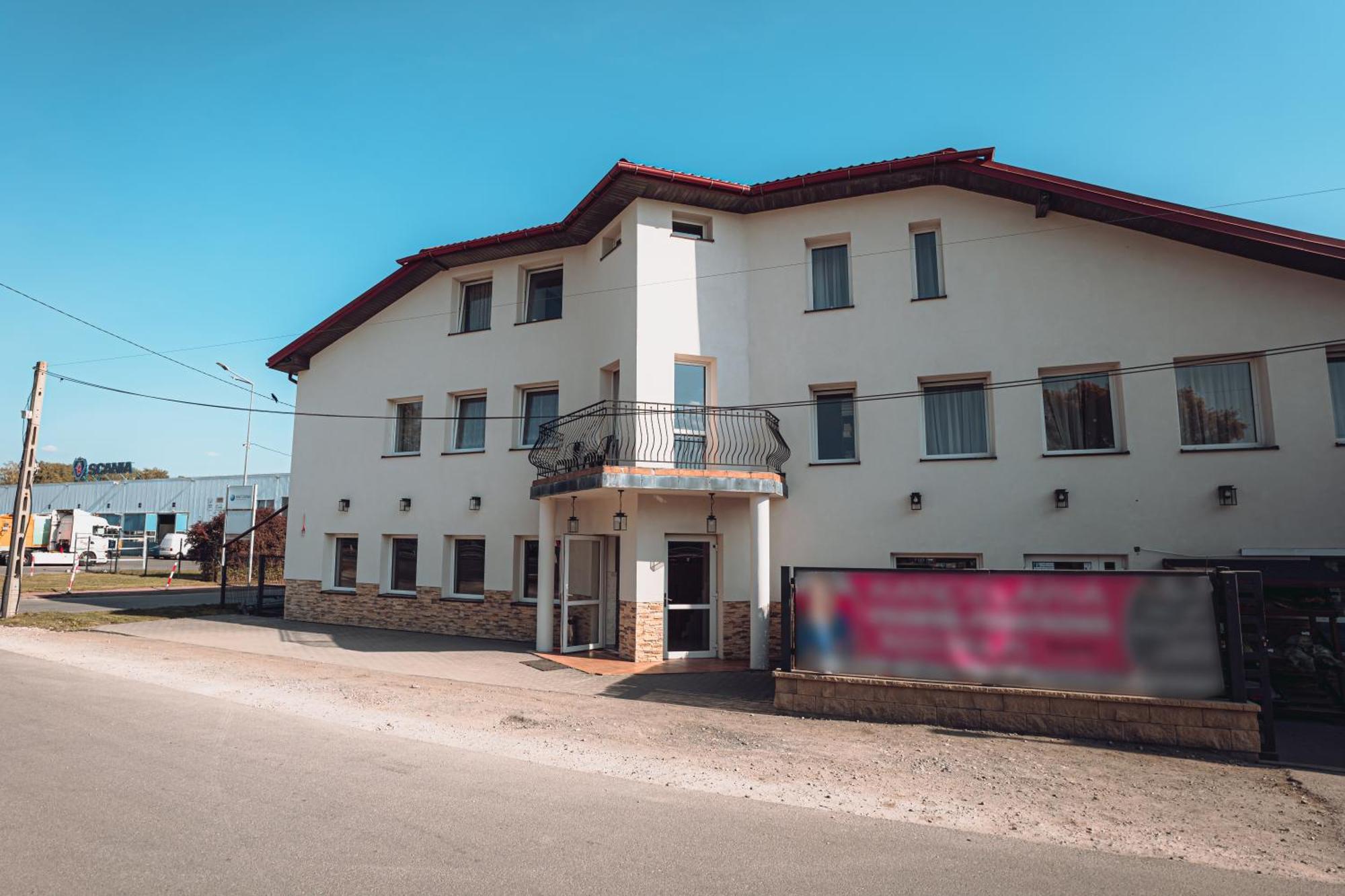 Kalwados Hotel Radzymin Kültér fotó
